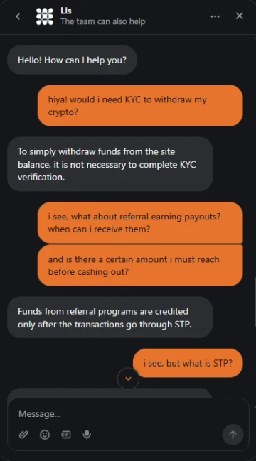 LIS-SKINS live chat with support confirming that KYC is not required to withdraw and explaining referral payout timing